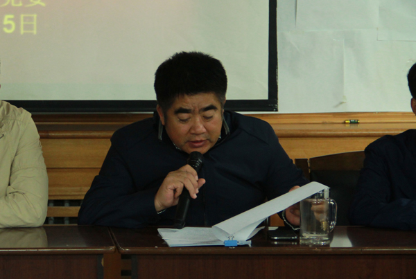 额书记发表讲话 动科院 实习记者 蒋冬莉 摄