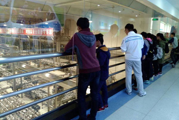 企业参观现场 动科院记者 摄