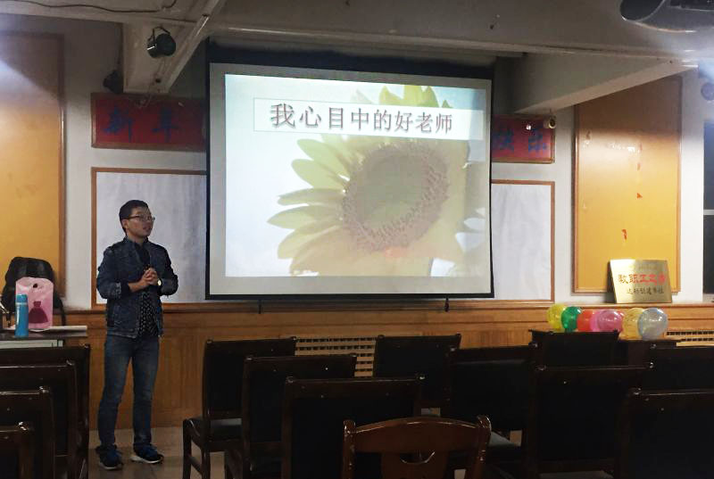 团日活动现场 动科院 摄