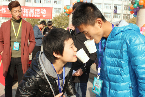 活动现场 动科院 摄