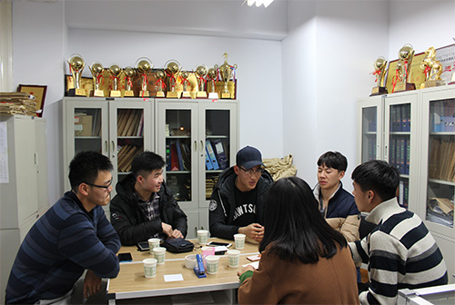 采访现场 动科院记者 李宏超 摄